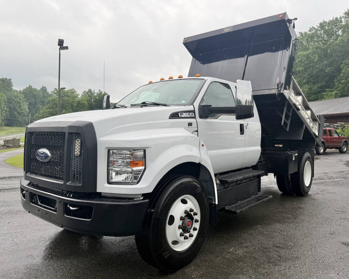 Used 2017 Ford F650 2WD SuperCab Super Duty image 17