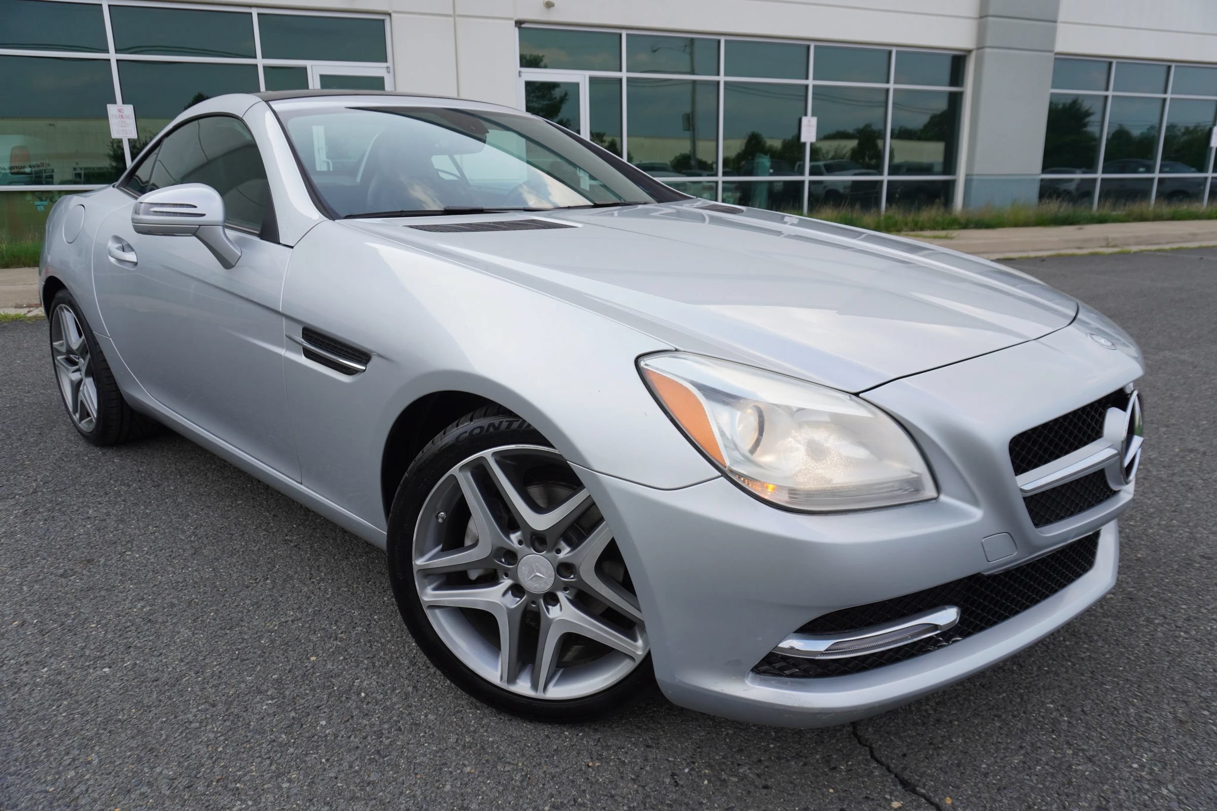Used 2013 Mercedes-Benz SLK 250 image 1