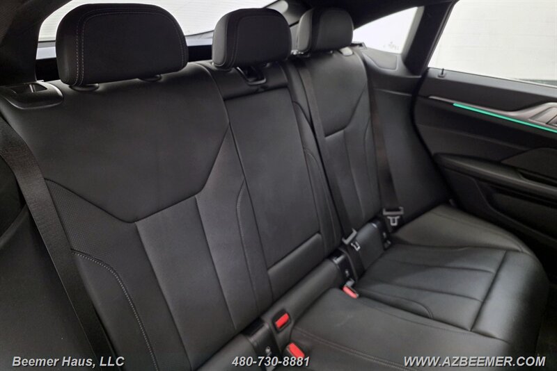 Used 2023 BMW i4 eDrive35 w/ Premium Package RWD image 39