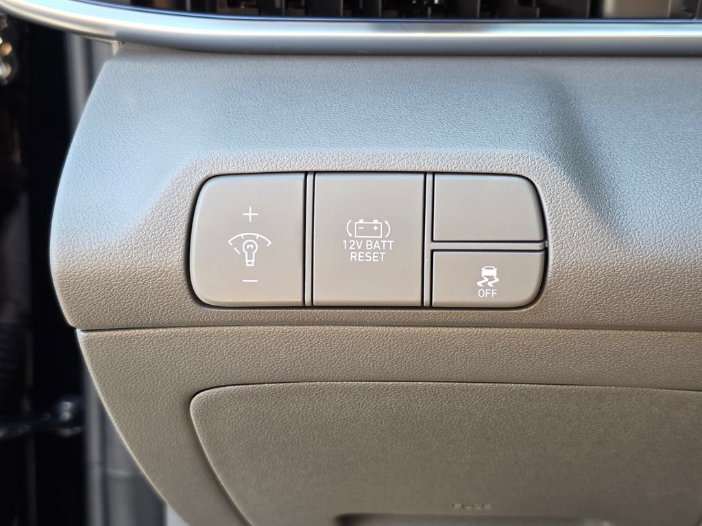 New 2026 Hyundai Elantra Sport FWD image 29