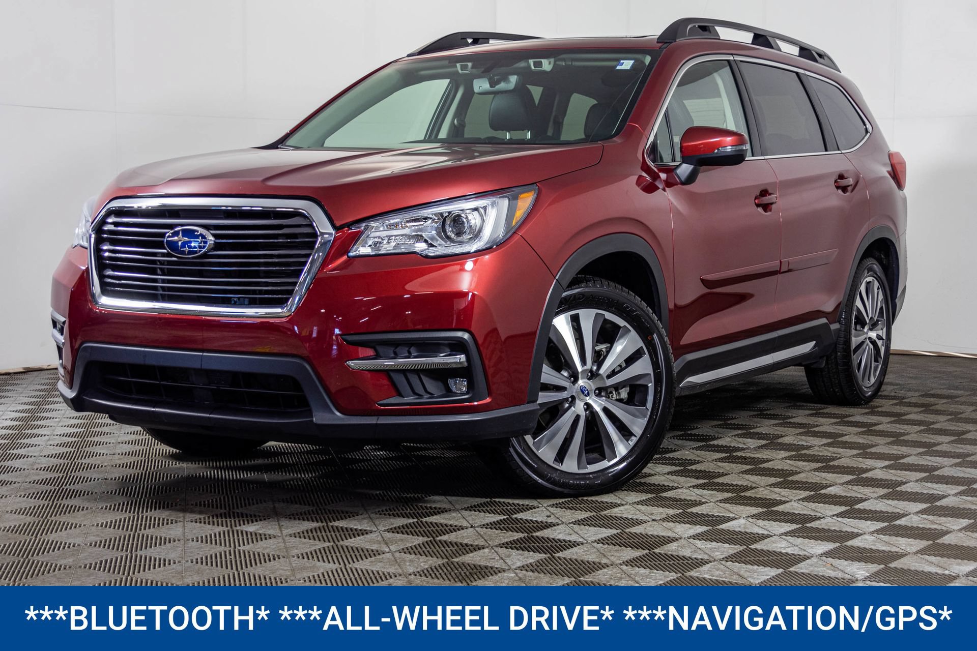 Used 2022 Subaru Ascent Limited w/ Technology Package AWD/4WD image 2