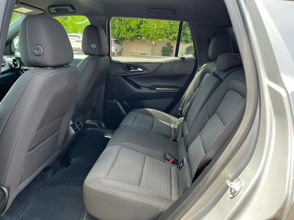 Used 2025 Chevrolet Equinox LT image 22