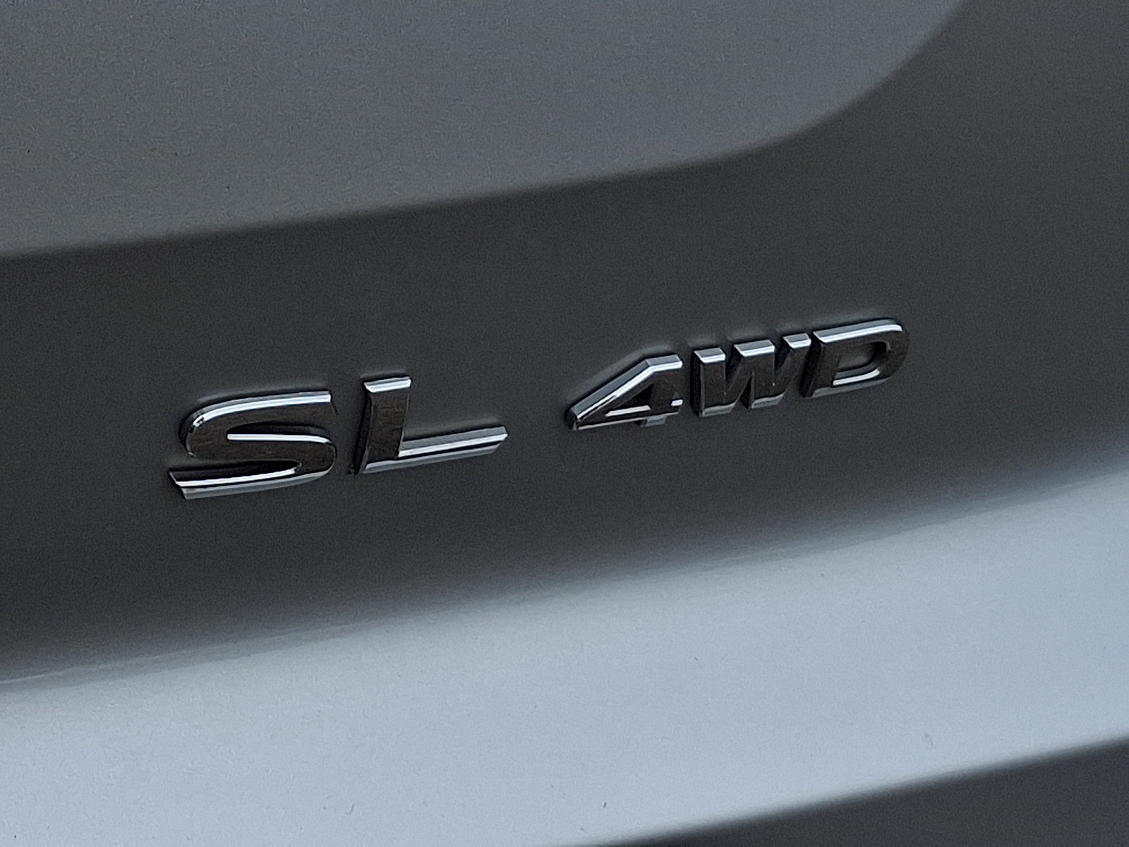 Used 2025 Nissan Pathfinder SL AWD/4WD image 36