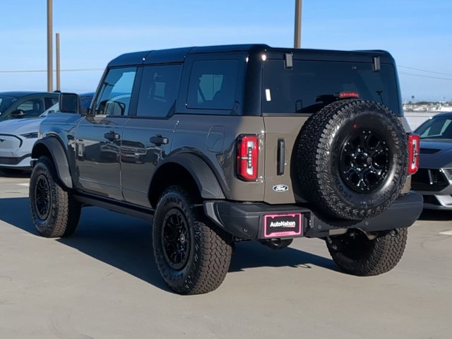 New 2026 Ford Bronco Badlands image 9