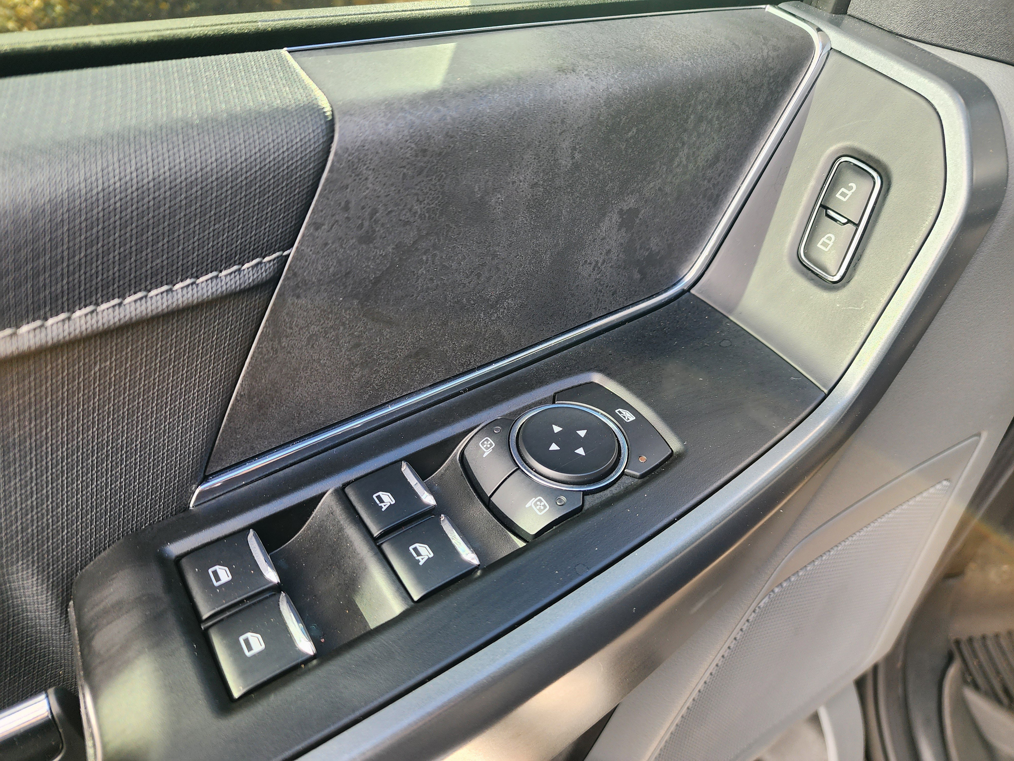 Used 2024 Ford F150 XLT image 23