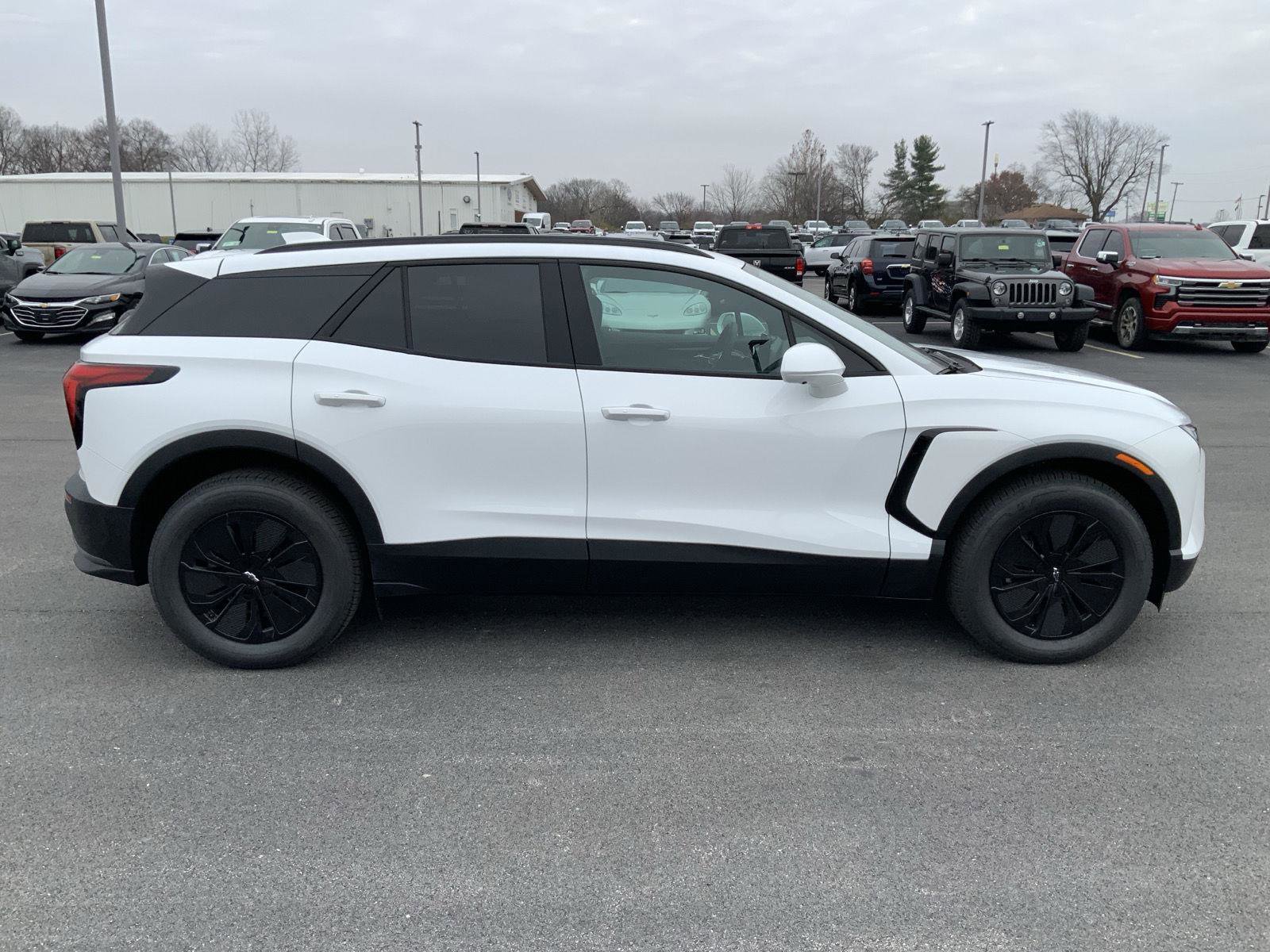 New 2026 Chevrolet Blazer EV LT image 16