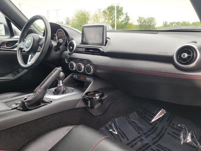 Used 2017 MAZDA MX-5 Miata RF Grand Touring RWD image 6