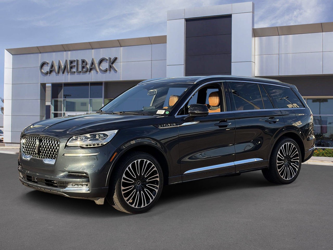 Certified 2023 Lincoln Aviator Black Label w/ Class IV Trailer Tow Package AWD/4WD image 31
