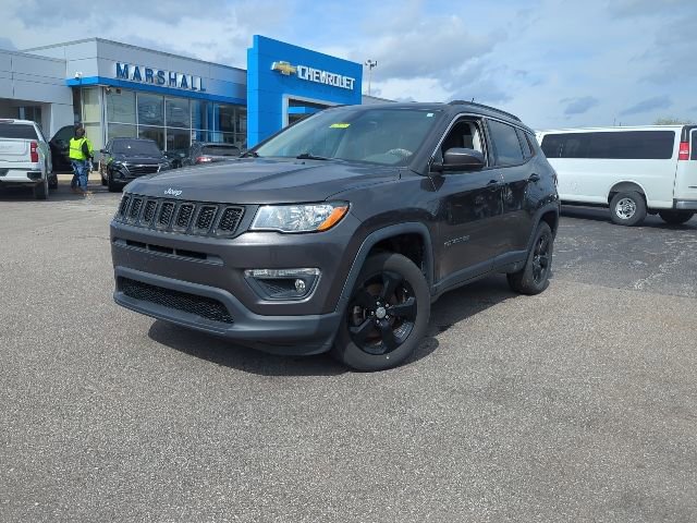 Used 2018 Jeep Compass Latitude AWD/4WD image 2
