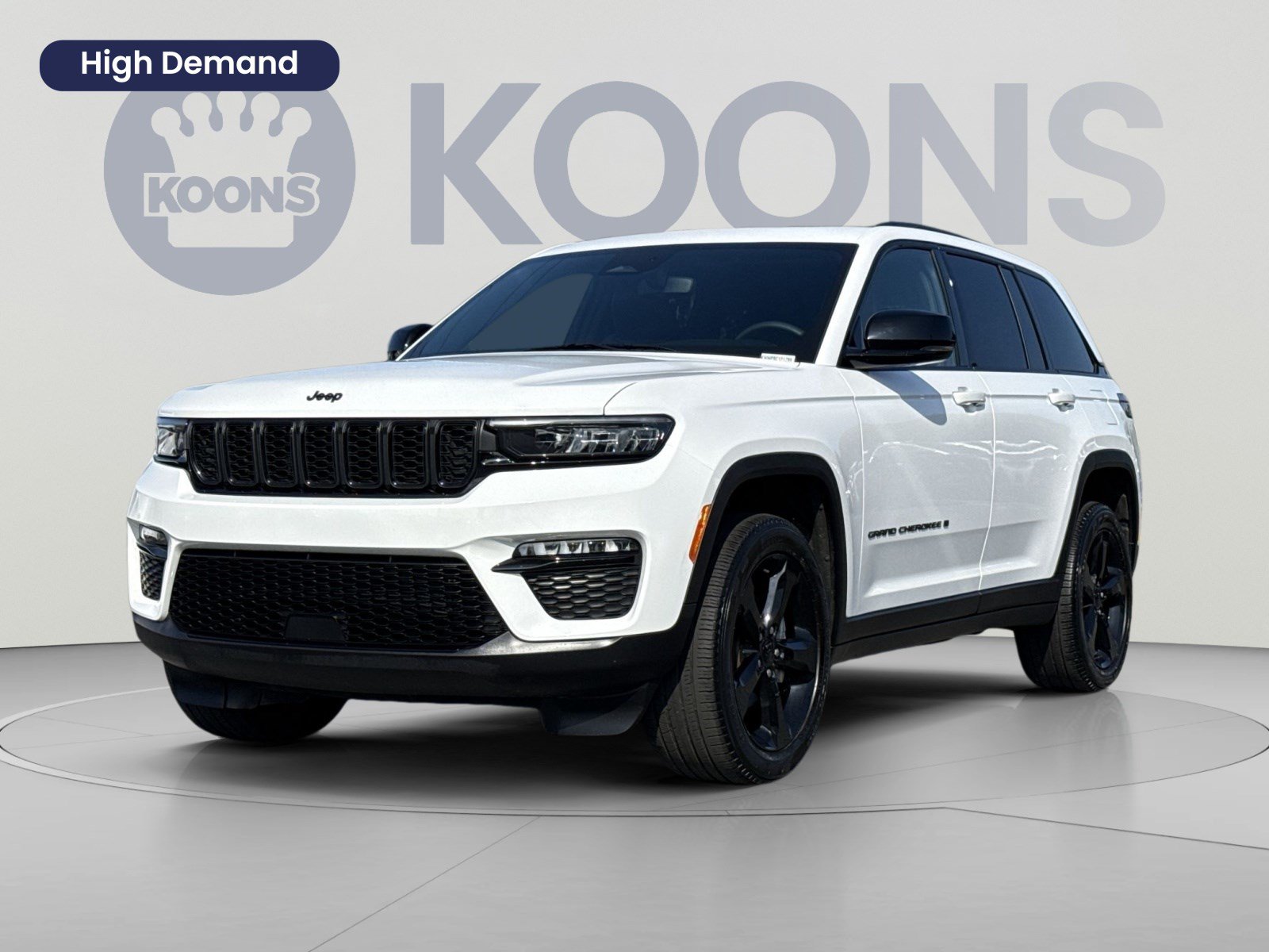 Used 2024 Jeep Grand Cherokee Limited w/ Black Appearance Package
