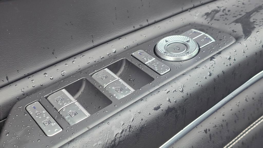 Used 2025 Genesis GV80 2.5T Standard image 22