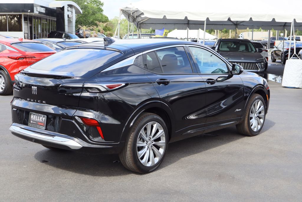 Certified 2025 Buick Envista Avenir image 8