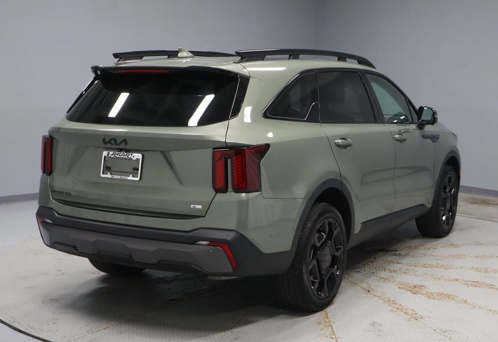 Used 2025 Kia Sorento SX AWD/4WD image 10