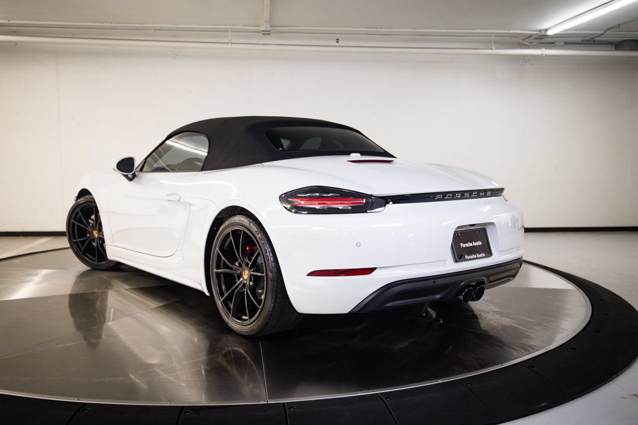 Used 2023 Porsche 718 Boxster S RWD image 3