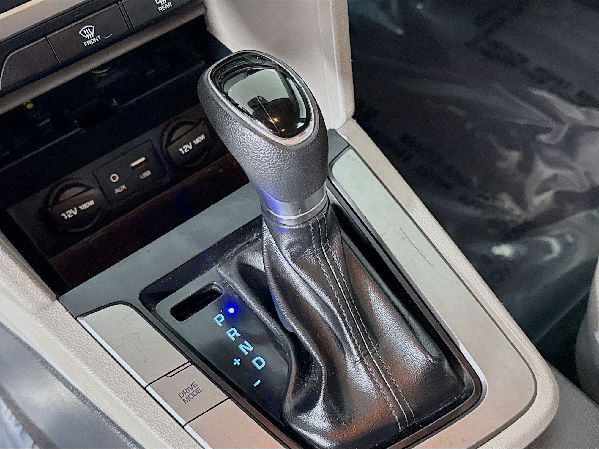 Used 2017 Hyundai Elantra SE image 20