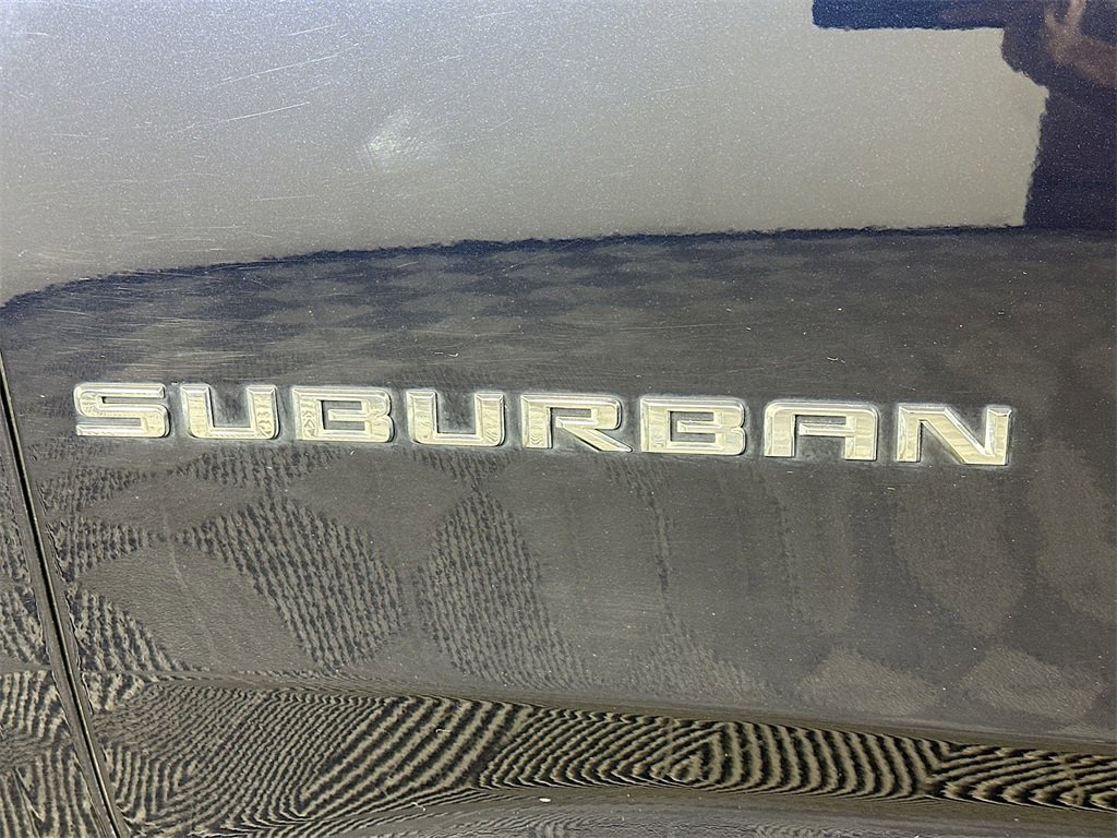 Used 2021 Chevrolet Suburban High Country w/ Premium Package image 29