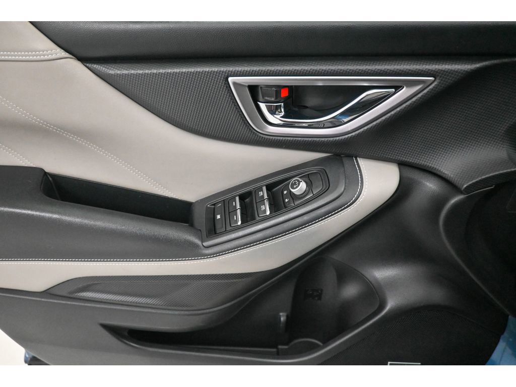Used 2022 Subaru Forester Limited image 8