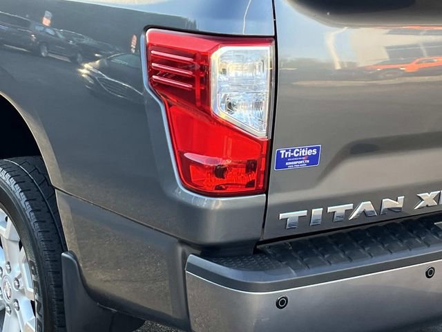 Used 2016 Nissan Titan SV image 6