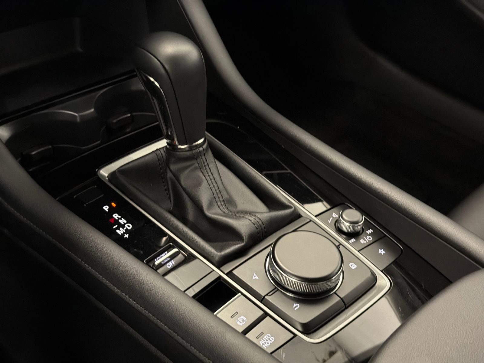 Used 2025 MAZDA MAZDA3 s image 26