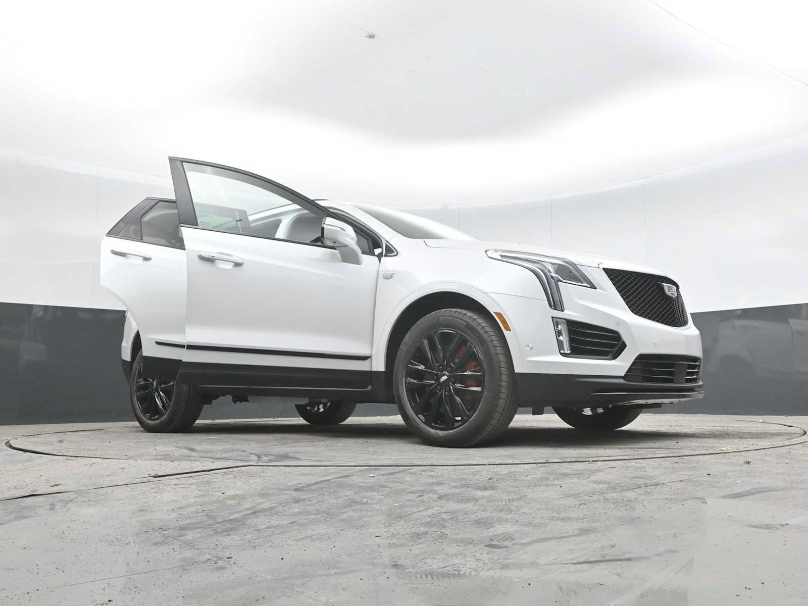 New 2026 Cadillac XT5 Sportv w/ LPO, Onyx Lite Package AWD/4WD image 55