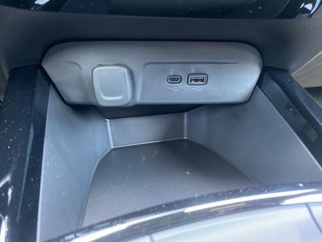 New 2026 Chevrolet Trax RS w/ Driver Confidence Package FWD image 25