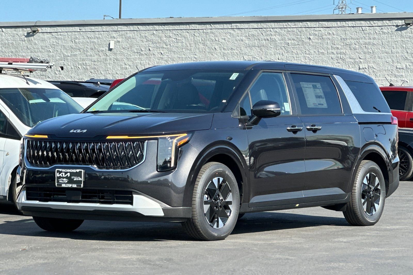 New 2026 Kia Carnival LXS image 8