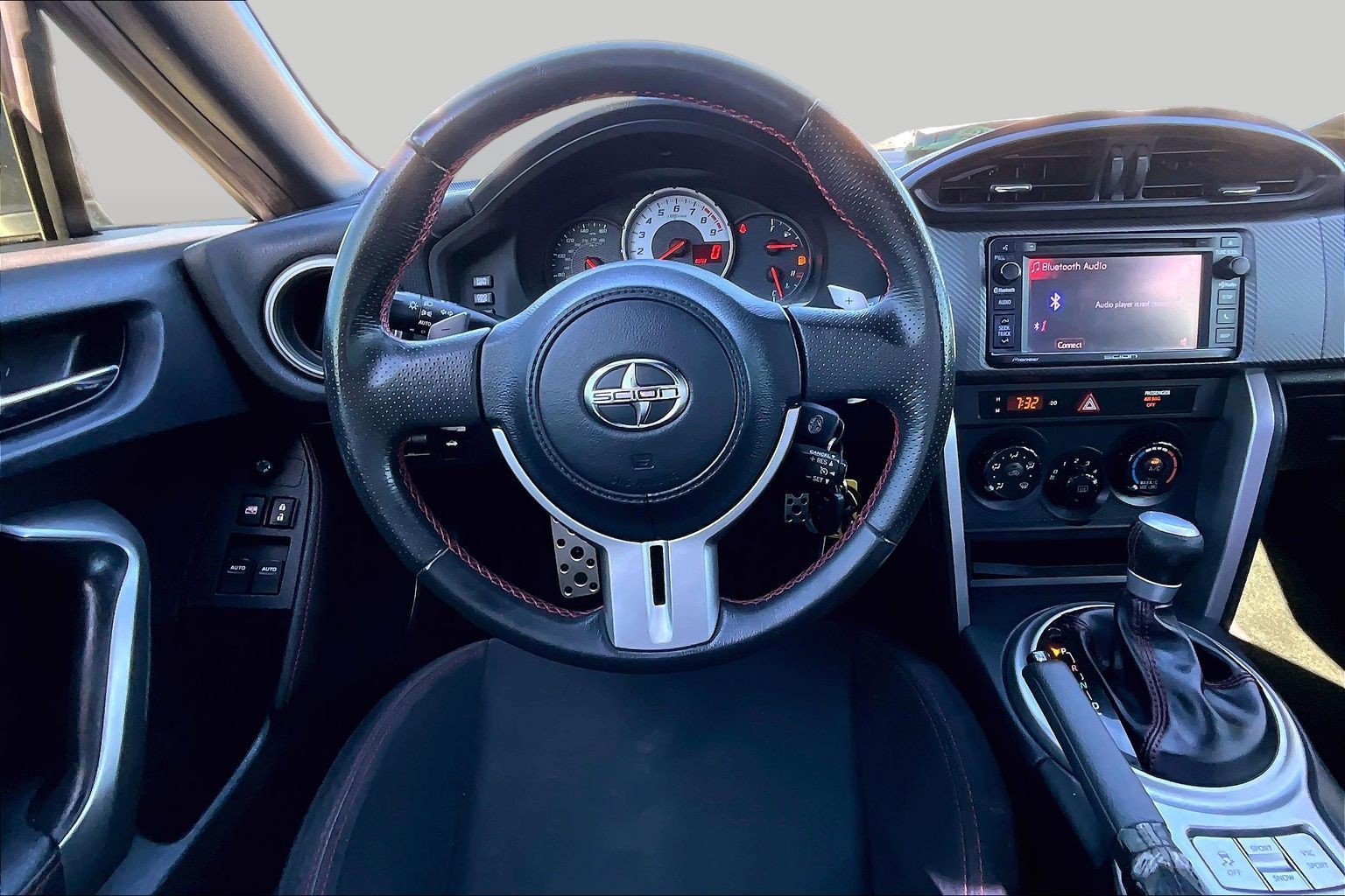 Used 2015 Scion FR-S RWD image 5