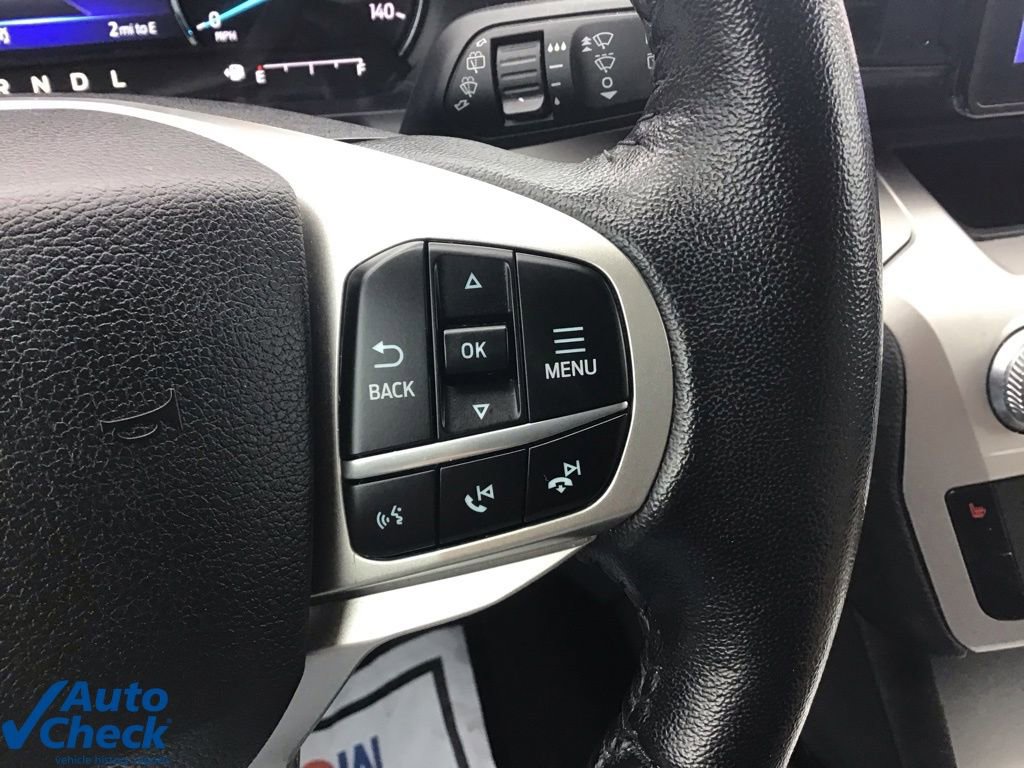 Used 2021 Ford Explorer XLT image 34
