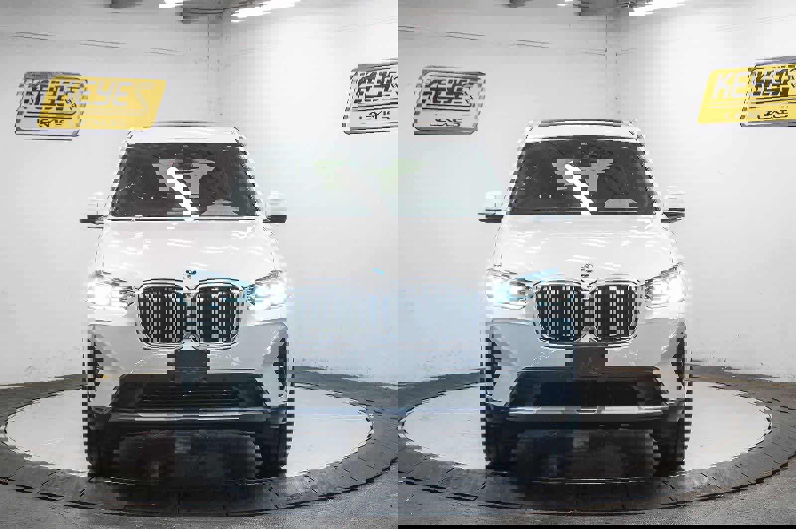 Used 2023 BMW X3 xDrive30i w/ Convenience Package w/ZPA image 6