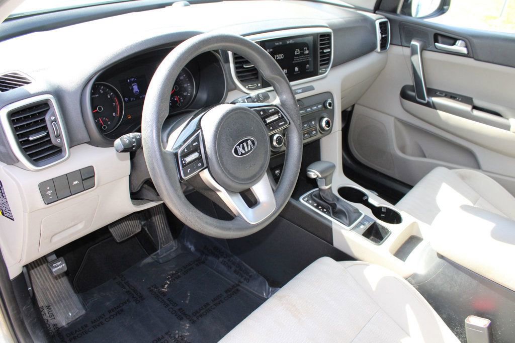 Used 2020 Kia Sportage LX FWD image 23