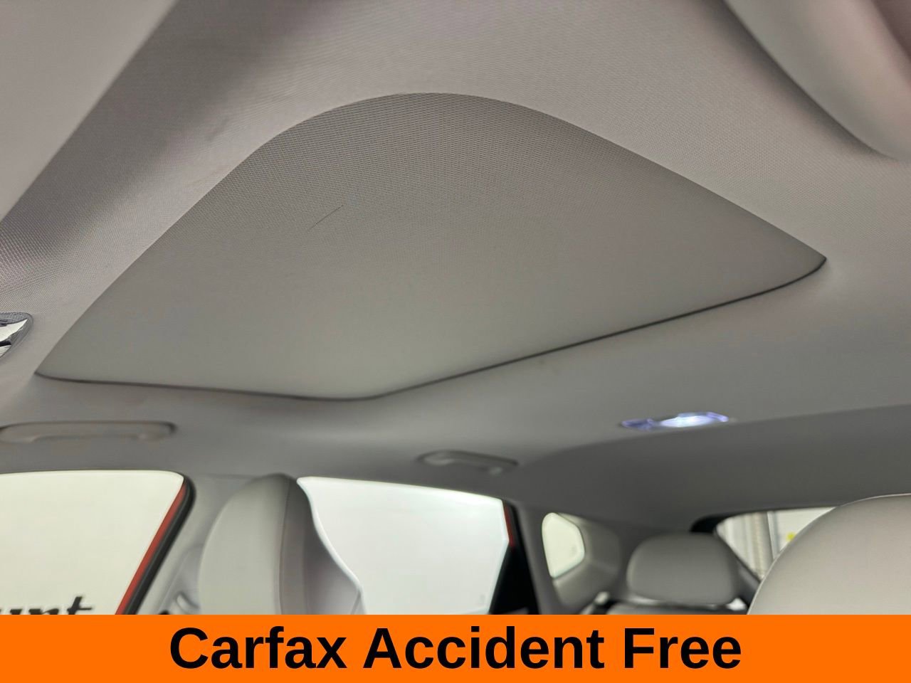 Used 2025 Hyundai Kona Limited image 3