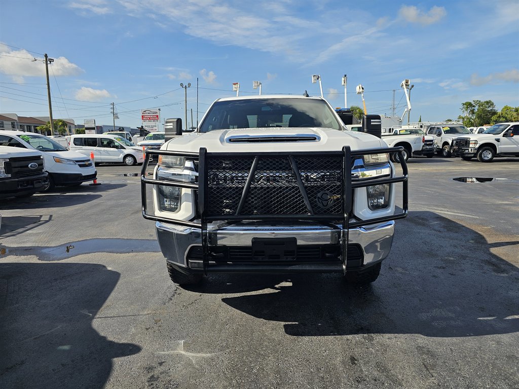 Used 2021 Chevrolet Silverado 2500 LT image 3