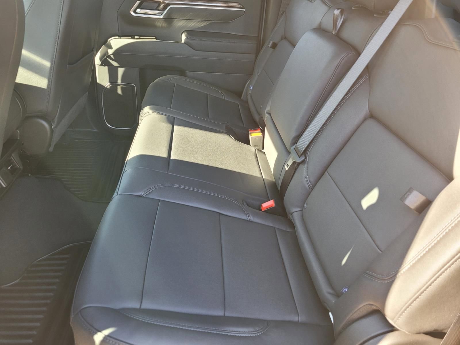 New 2026 Chevrolet Silverado 1500 LT w/ Leather Package RWD image 8