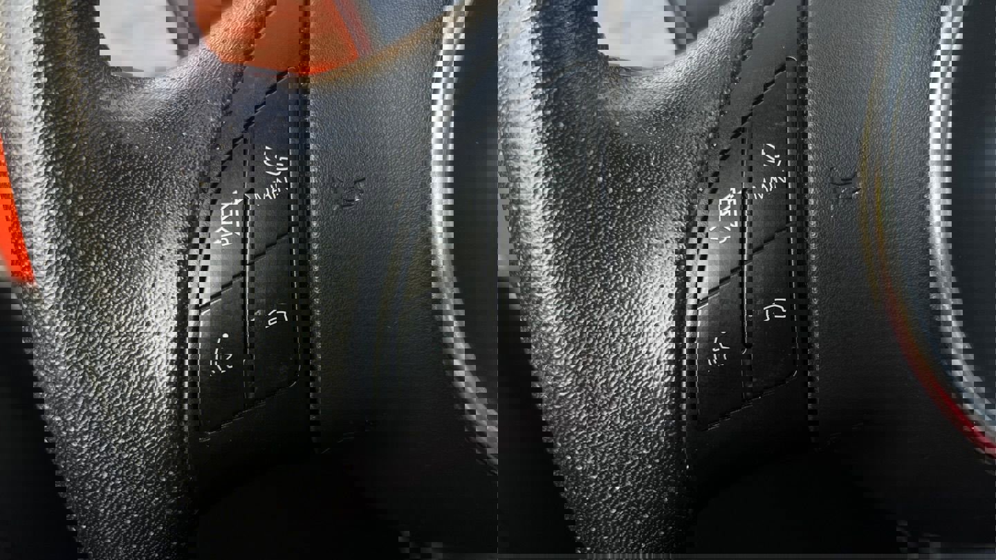 Used 2015 FIAT 500 Sport w/ Comfort/Convenience Group image 19