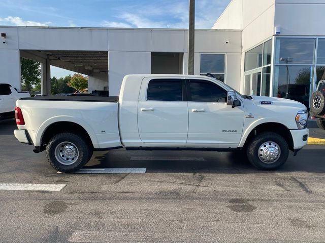 Used 2023 RAM 3500 Limited image 11