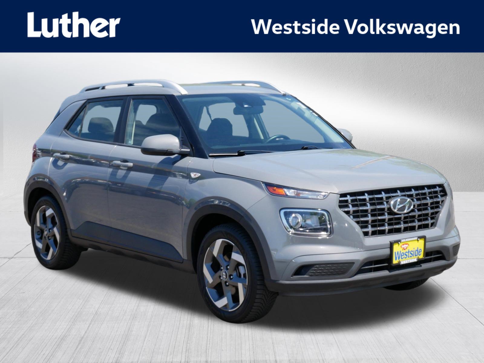 Used 2021 Hyundai Venue SEL FWD video 1