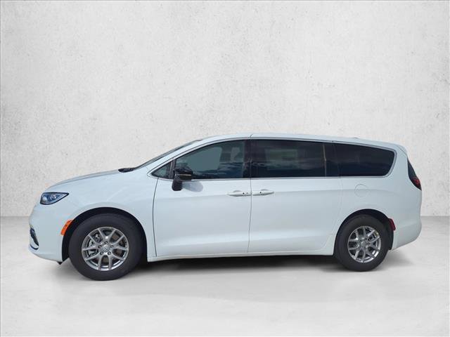New 2026 Chrysler Pacifica Select FWD image 4