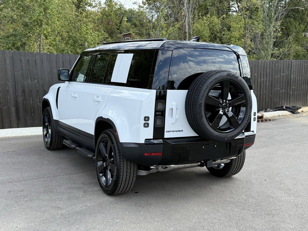 New 2026 Land Rover Defender 110 S image 3