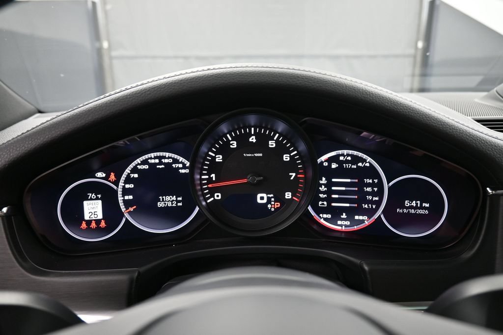 Certified 2023 Porsche Panamera 4 Platinum Edition AWD/4WD image 18