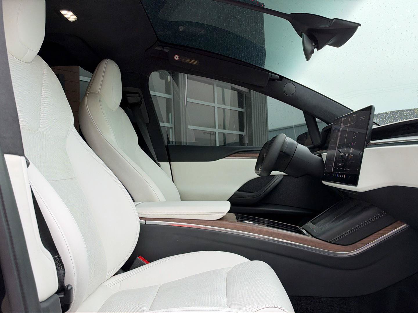 Used 2022 Tesla Model X AWD/4WD image 24