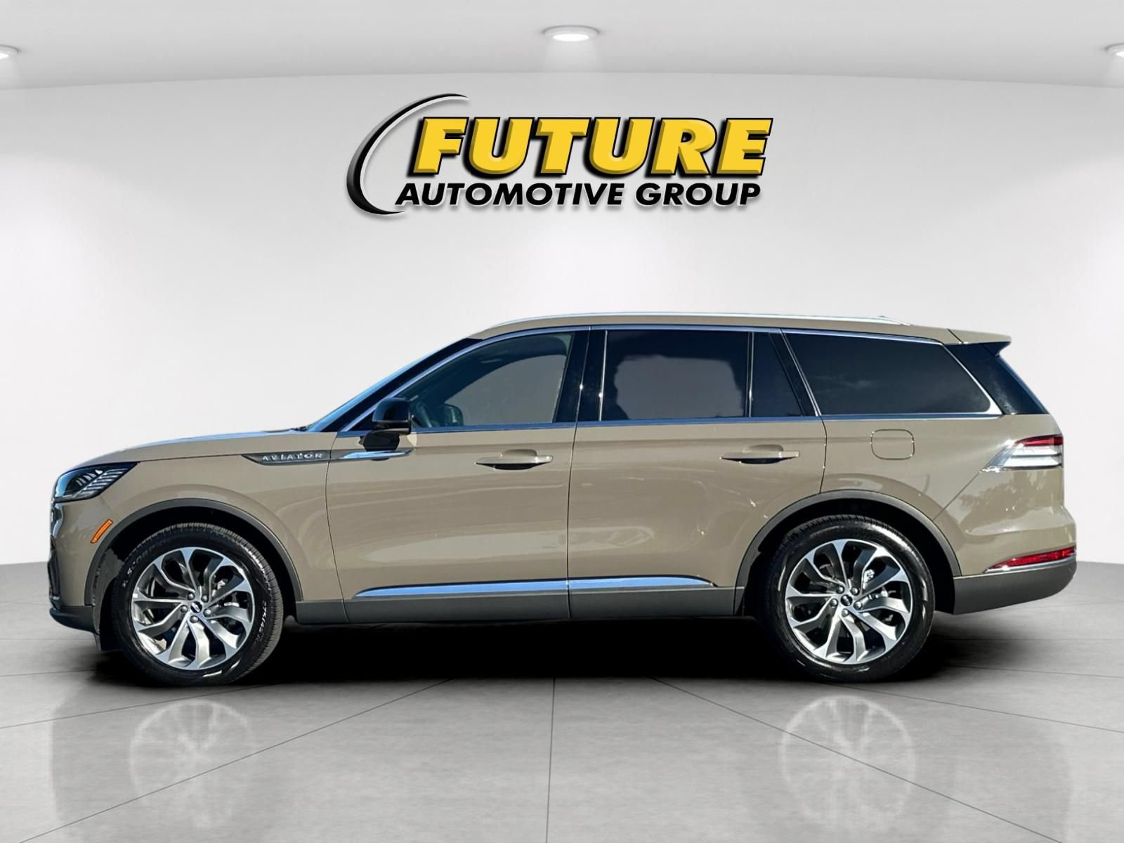 New 2026 Lincoln Aviator Reserve AWD/4WD image 6