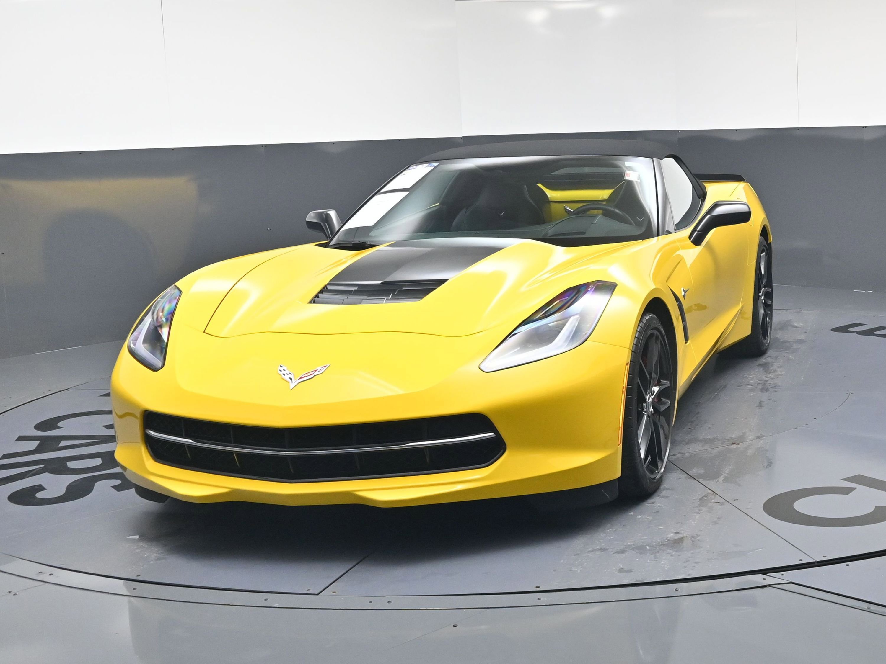 Used 2014 Chevrolet Corvette Stingray Convertible w/ 3LT Preferred Equipment Group RWD image 5