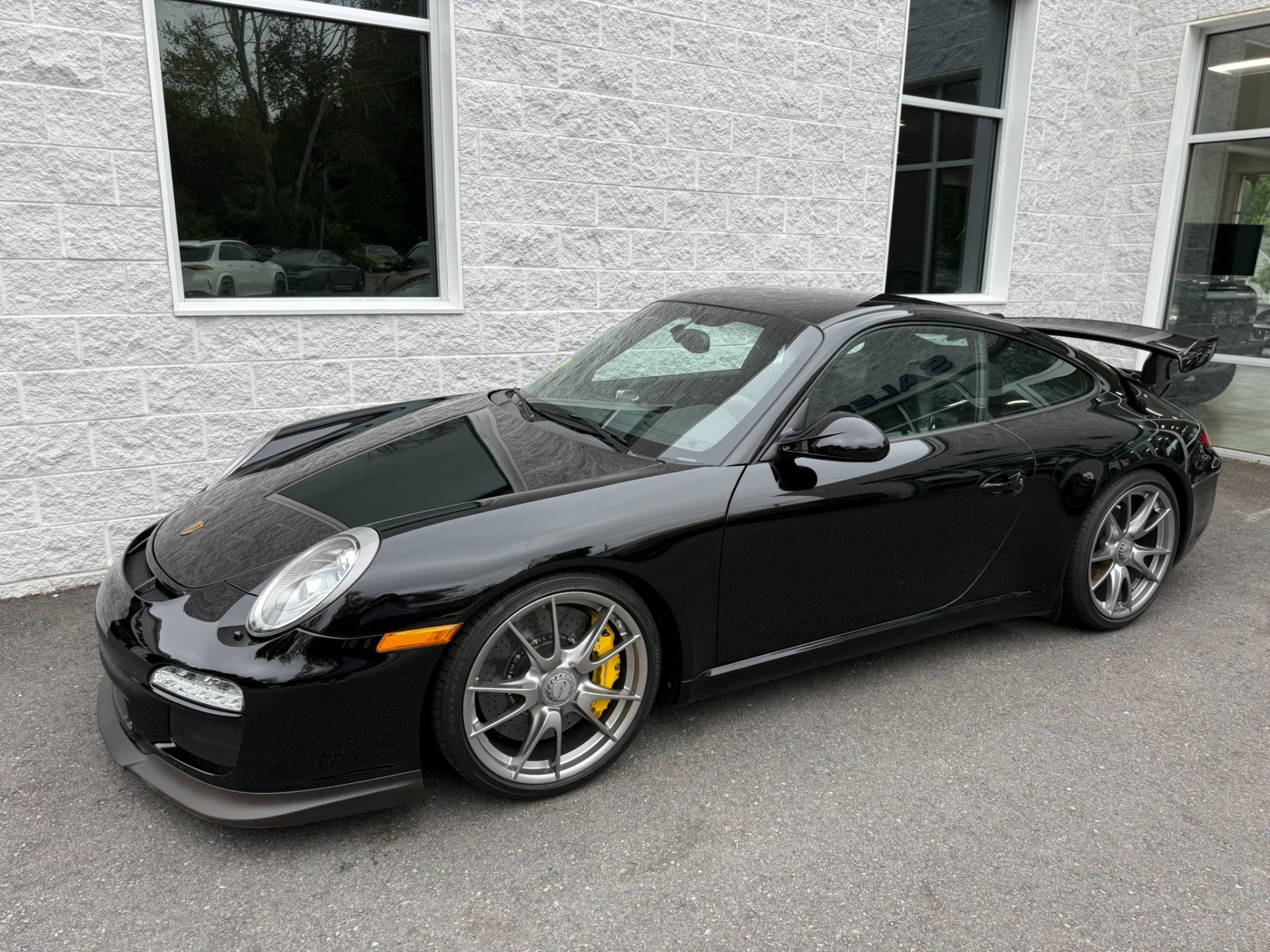 Used 2010 Porsche 911 GT3 image 2