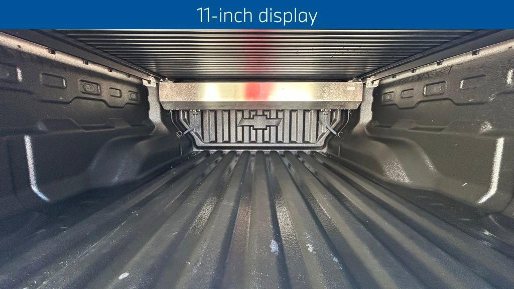 Used 2025 Chevrolet Colorado ZR2 w/ Technology Package image 14