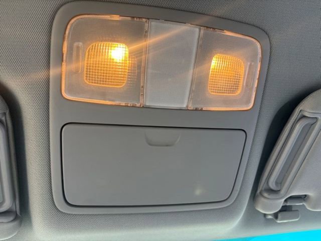 Used 2009 Hyundai Elantra GLS image 29