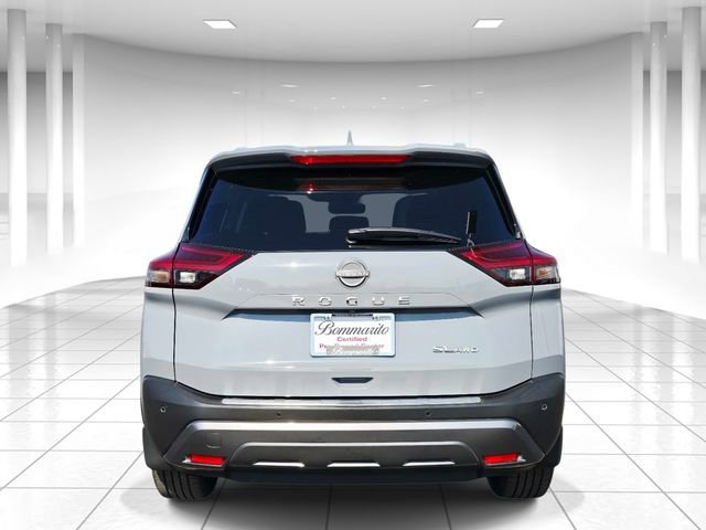 Used 2023 Nissan Rogue SL w/ SL Premium Package image 4