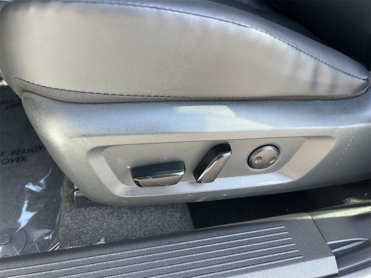New 2026 Nissan Rogue Dark Armor FWD image 30
