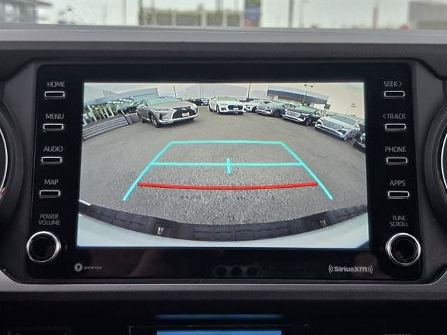 Used 2022 Toyota Tacoma TRD Off-Road image 6