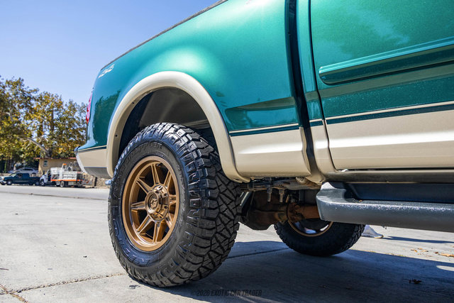 Used 2001 Ford F150 Lariat AWD/4WD image 44