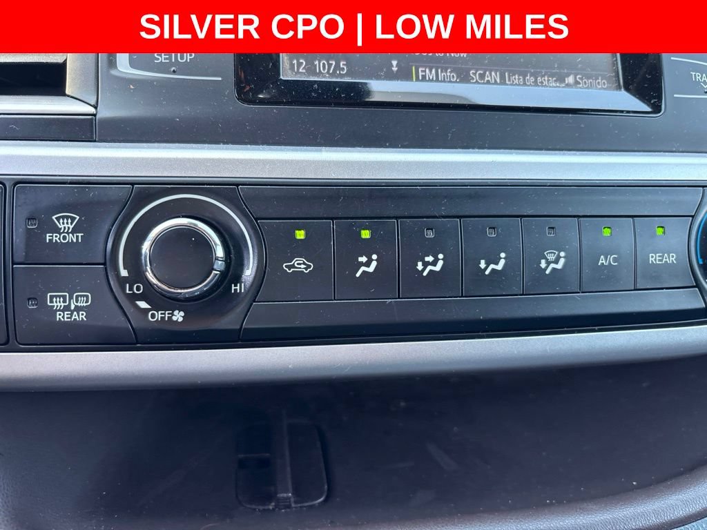Used 2019 Toyota Highlander LE w/ Carpet Mat Package (TMS) FWD image 25